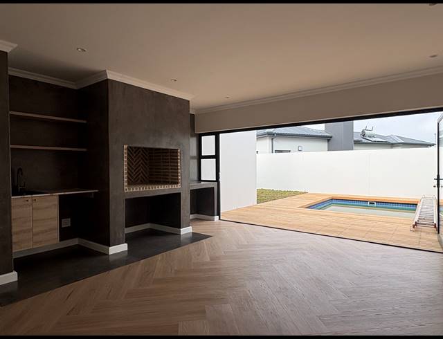 4 BEDROOM HOUSE FOR SALE IN SANDOWN